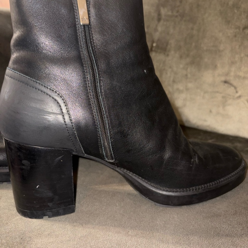Aquatalia Black Leather Block Heel Ankle Boots - Picture 2 of 7
